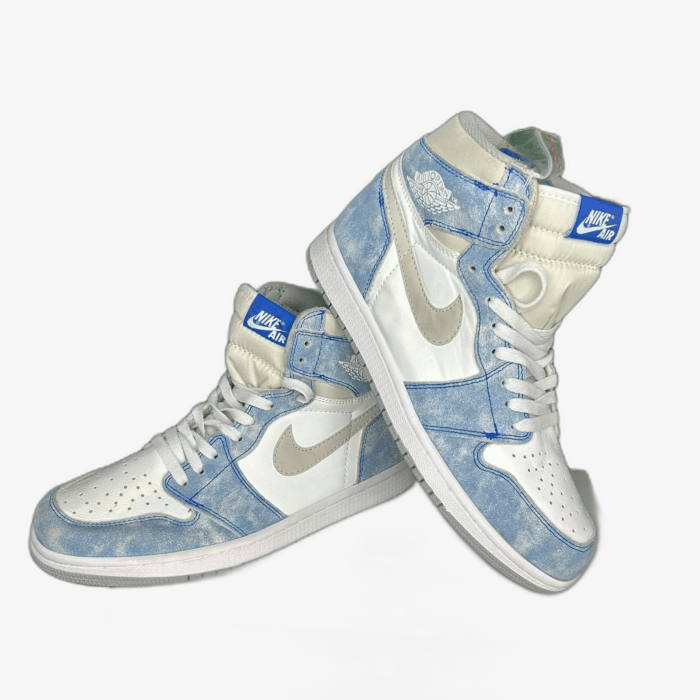 Jordan Retro 1 Hyper Royal - Image 3