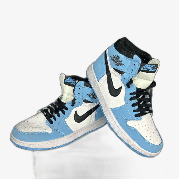 Jordan Retro 1 University Blue - Image 2