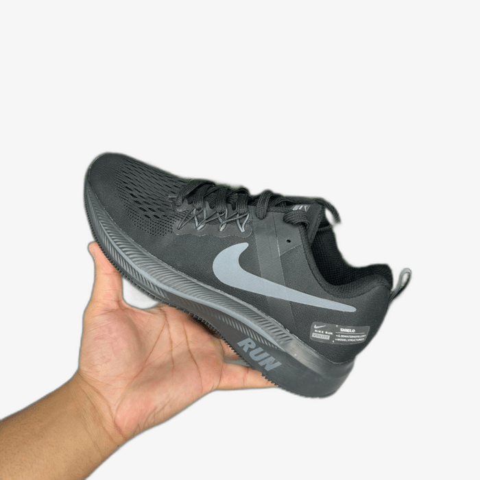 Nike Run Black